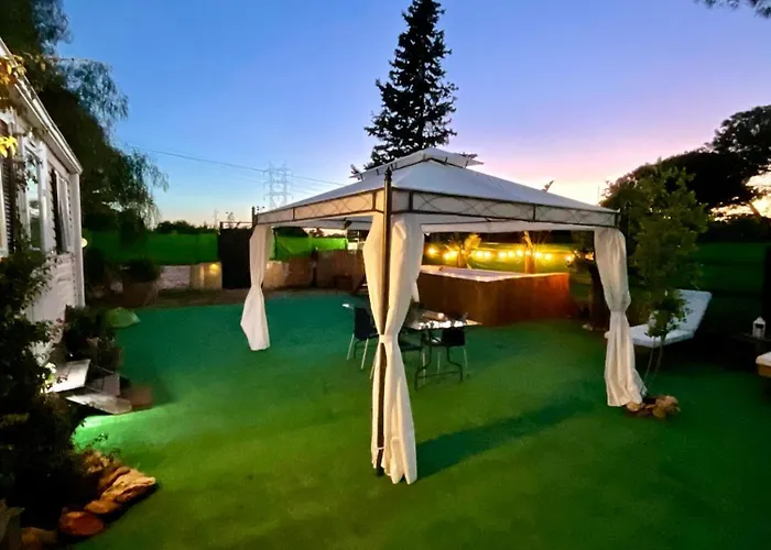 Nomada, Chalet Privado Con Piscina En Alcala De Guadaira